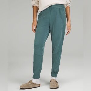 Lululemon Softstreme Ribbed High-Rise Jogger